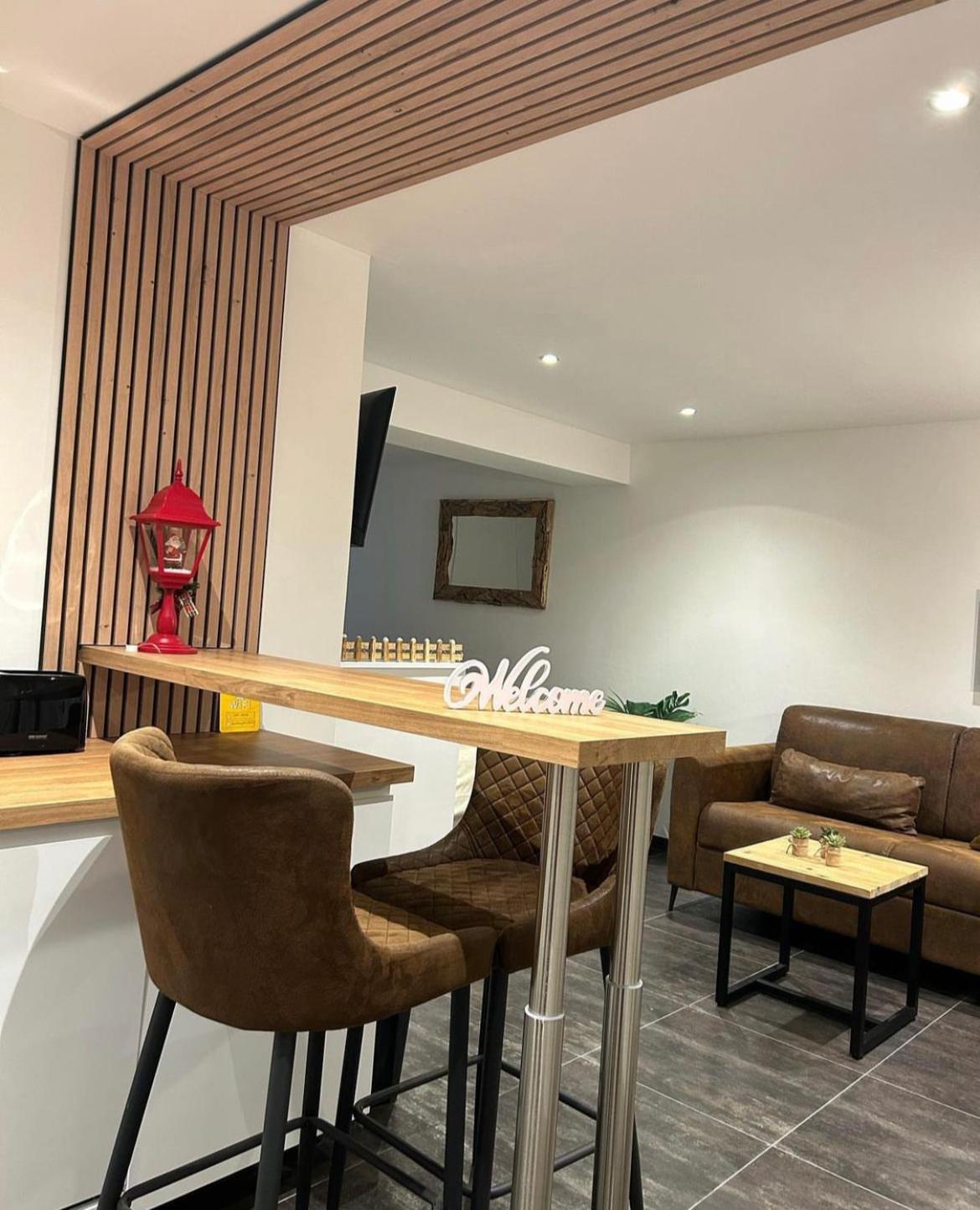Love Room: Aux Plaisirs Des Sens Jacuzzi Prive Barr Esterno foto